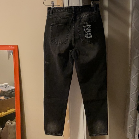 Size 26 ksubi jeans (never worn) - Picture 2 of 6